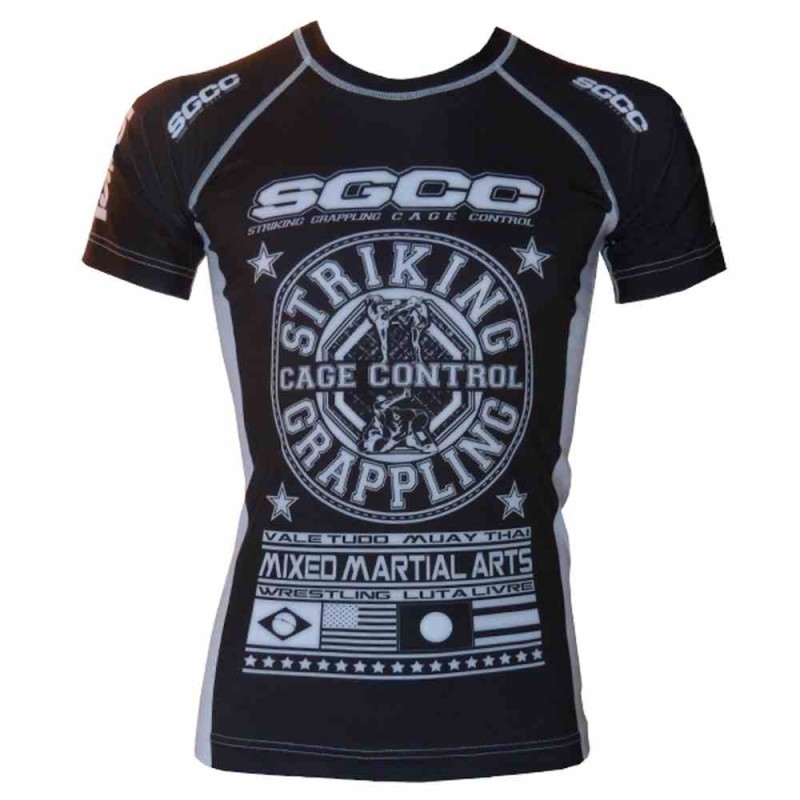 L’esprit MMA Grand Prix dans un magnifique rashguard